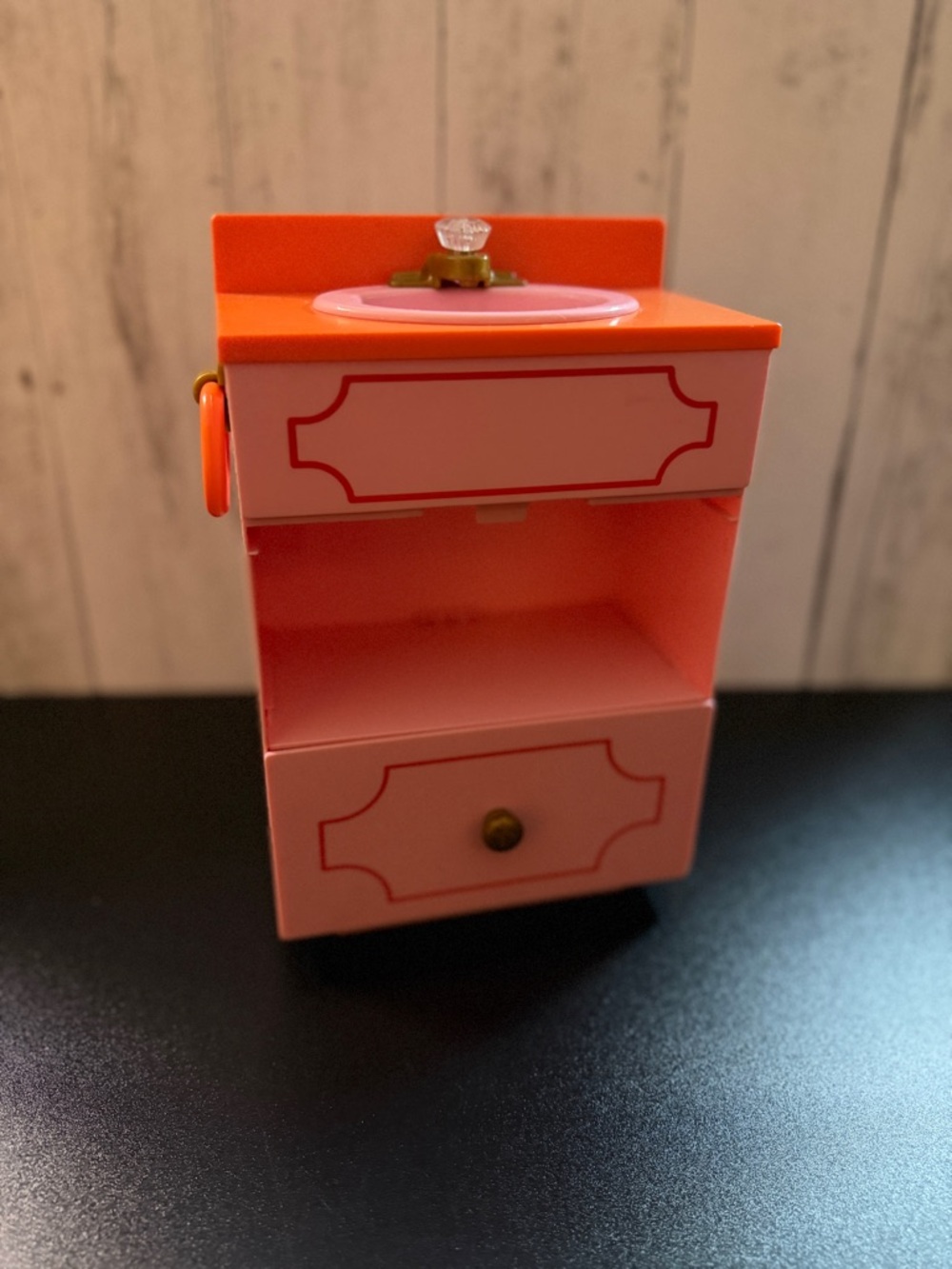 American Girl 70’s Julie’s vanity sink EUC
